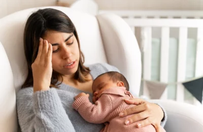 Postpartum depression and baby blues: how to tell the difference and cope